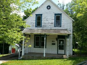 511 Chestnut St, Thayer, MO 65791 photo 1