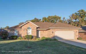 1050 Blackwood Rd, Springfield, MO 65802 photo 1