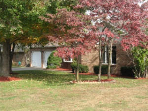 1402 Mary Ln, Aurora, MO 65605 photo 1