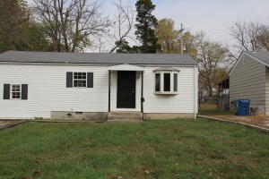1219 W Scott St, Springfield, MO 65802 photo 1