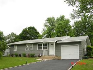 210 Circle Dr, Crane, MO 65633 photo 1