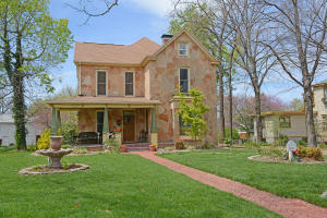 1329 N Washington Ave, Springfield, MO 65802 photo 1