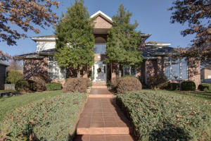 4121 E Serenade St, Springfield, MO 65809 photo 1