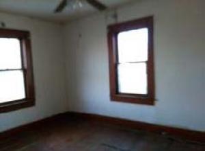 620 E 8th St, Eldon, MO 65026 photo 1