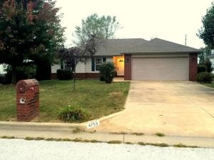 4753 W Portland St, Springfield, MO 65802 photo 1