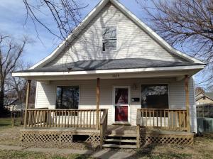 1615 W Chestnut St, Springfield, MO 65802 photo 1