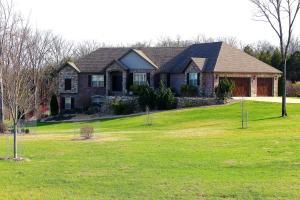 300 Cedar Meadows Ln, Branson, MO 65616 photo 1
