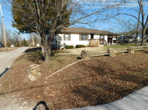 105 Eagle Dr, Reeds Spring, MO 65737 photo 1