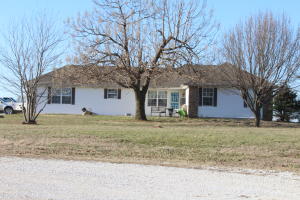 263 N Finch Rd, Clever, MO 65631 photo 1