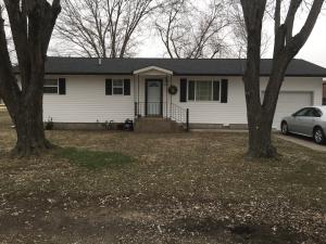 1832 Maple St, Seneca, MO 64865 photo 1