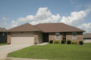1126 S Hazelnut Ave, Springfield, MO 65802 photo 1