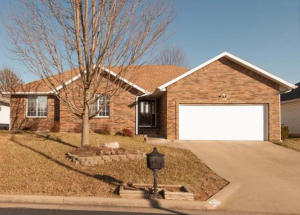 4238 S Linden Dr, Springfield, MO 65804 photo 1