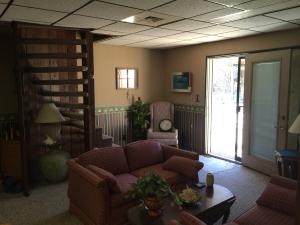 207 Schodack Rd, Lampe, MO 65681 photo 1