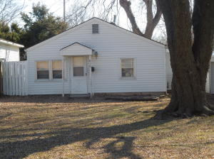 816 W Whiteside St, Springfield, MO 65807 photo 1