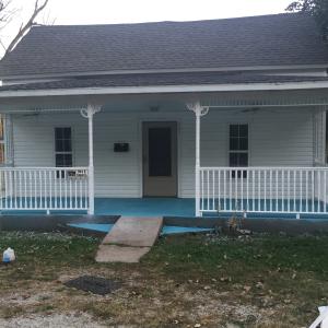 204 E Tyndall St, Aurora, MO 65605 photo 1
