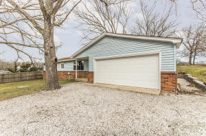 309 Melton Ave, Ozark, MO 65721 photo 4