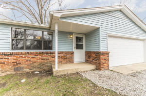 309 Melton Ave, Ozark, MO 65721 photo 2