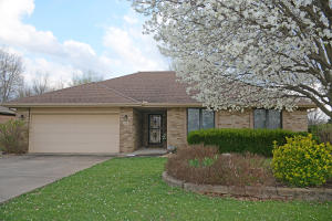 1250 E Rockhill St, Springfield, MO 65804 photo 1