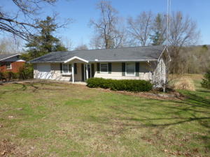 1086 Pine St, Cabool, MO 65689 photo 1
