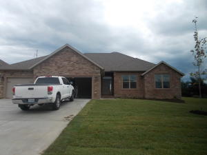 5049 E Hedgerow Dr, Springfield, MO 65802 photo 1