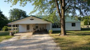 823 E 430th Rd, Bolivar, MO 65613 photo 1