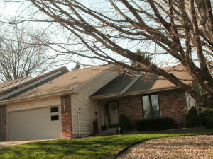 2149 E Wornall Pl, Springfield, MO 65804 photo 1