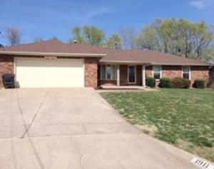 1911 E Stoneridge Dr, Springfield, MO 65803 photo 1