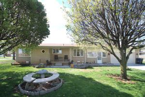 3852 W Dover St, Springfield, MO 65802 photo 1