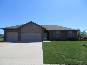 188 N Sparrow Ln, Willard, MO 65781 photo 1