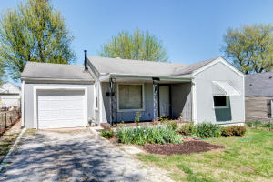 1941 Elm St, Springfield, MO 65802 photo 1