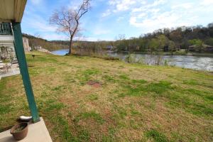 680 Fall Creek Dr #1, Branson, MO 65616 photo 1