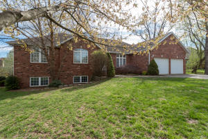 2654 E Ridgewood Dr, Springfield, MO 65804 photo 1