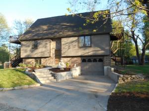 2824 E Rockaway St, Springfield, MO 65802 photo 1