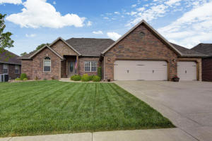 4457 S Appleton Dr, Springfield, MO 65810 photo 1