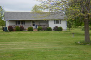 18246 Lawrence 2170, Aurora, MO 65605 photo 1