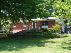 208 W Nellie, Monett, MO 65708 photo 1