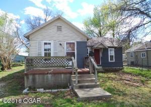 728 E 6th St, Carthage, MO 64836 photo 1