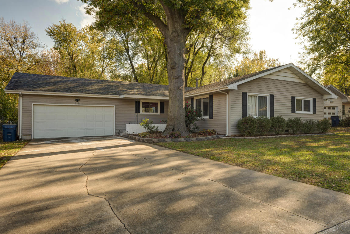 518 N Belview Ave, Springfield, MO 65802 photo 1