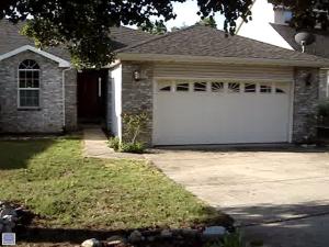 206 Hampshire Dr, Branson, MO 65616 photo 1