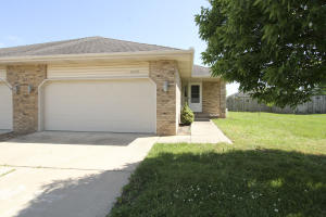 2030 E Primrose St, Republic, MO 65738 photo 1