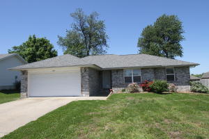 3309 S Ridgecrest Ave, Springfield, MO 65807 photo 1