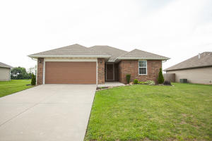 294 E Whitethorn Dr, Republic, MO 65738 photo 1