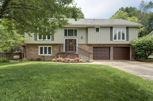 1525 S Forrest Heights Ave, Springfield, MO 65809 photo 1