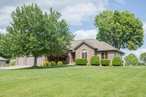 2020 N Steeplechase Ct, Nixa, MO 65714 photo 1
