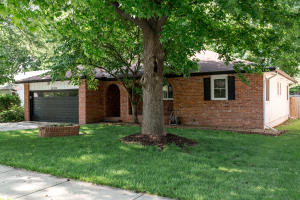 1159 E Cambridge St, Springfield, MO 65807 photo 1