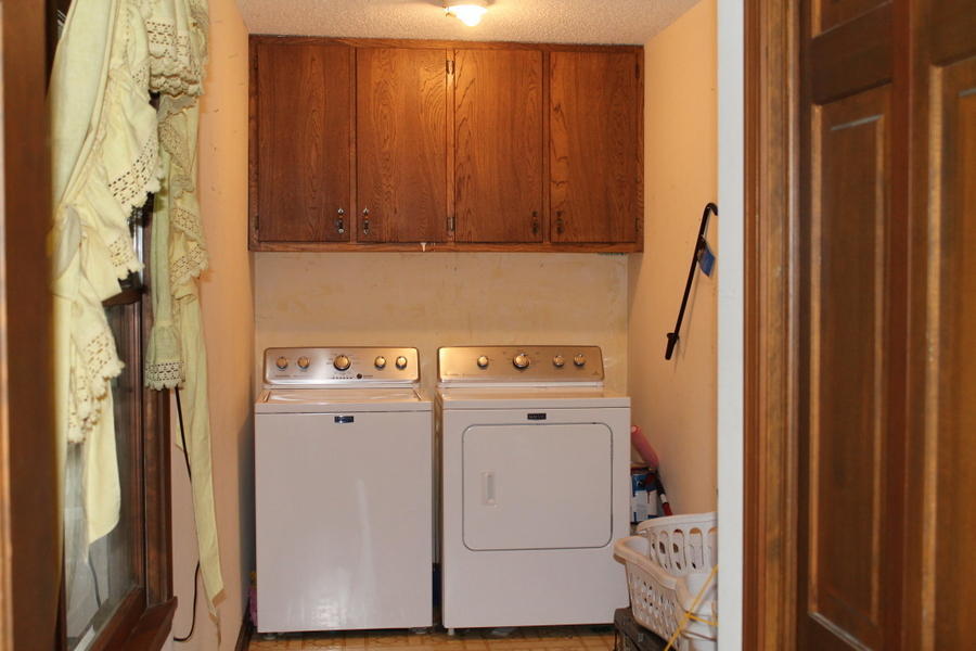 1010 E 10th St, Mountain Grove, MO 65711 photo 1