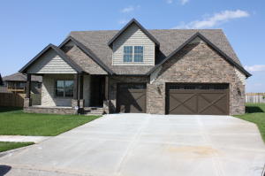 815 E Romeo Ct, Nixa, MO 65714 photo 1