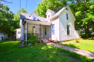 917 E Dale St, Springfield, MO 65803 photo 1