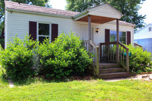 2544 W Mt Vernon St, Springfield, MO 65802 photo 1