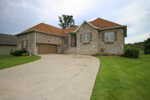 612 E Shoreline Dr, Ozark, MO 65721 photo 1